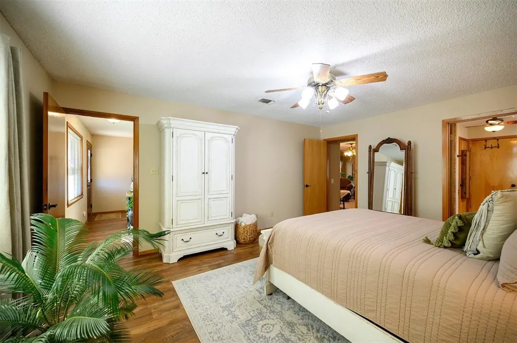 Photo 21 — 908 Circle Drive, Broken Bow, OK 74728