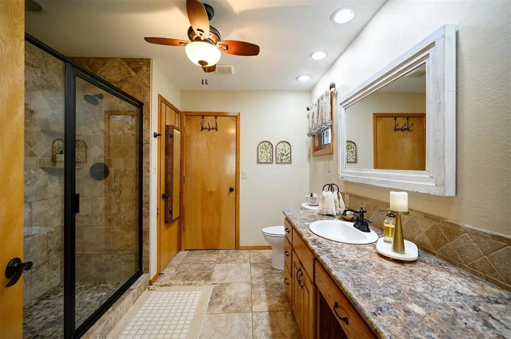 Photo 23 — 908 Circle Drive, Broken Bow, OK 74728