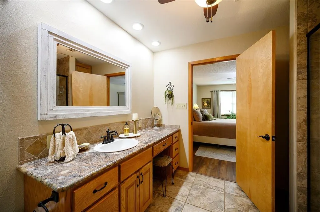 Photo 24 — 908 Circle Drive, Broken Bow, OK 74728