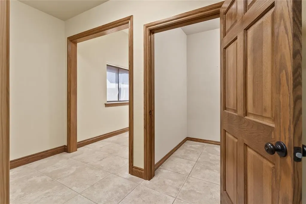 Photo 16 — 521 Frisco Avenue, Clinton, OK 73601