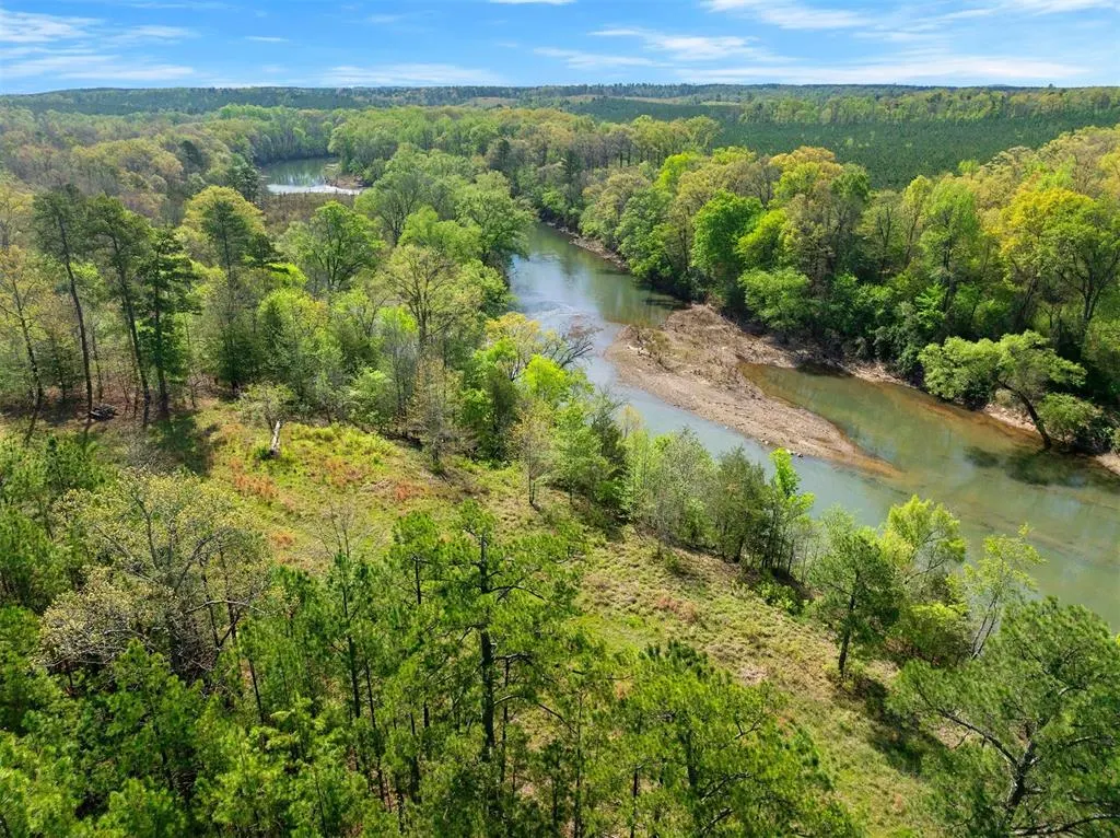 Photo 7 — 387 N Riverbend Road, Smithville, OK 74957