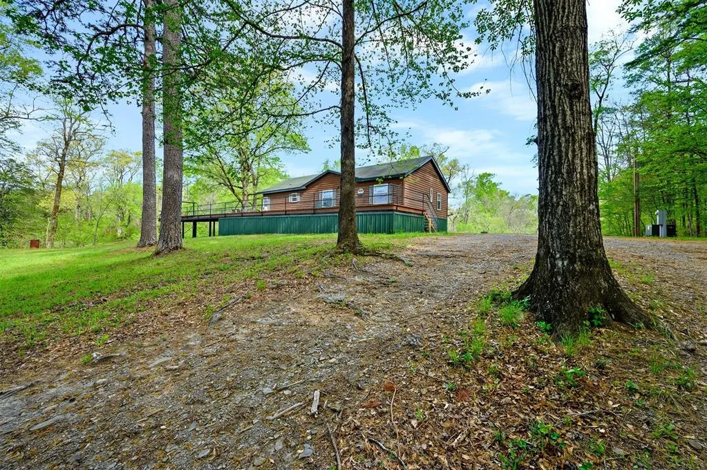 Photo 13 — 387 N Riverbend Road, Smithville, OK 74957