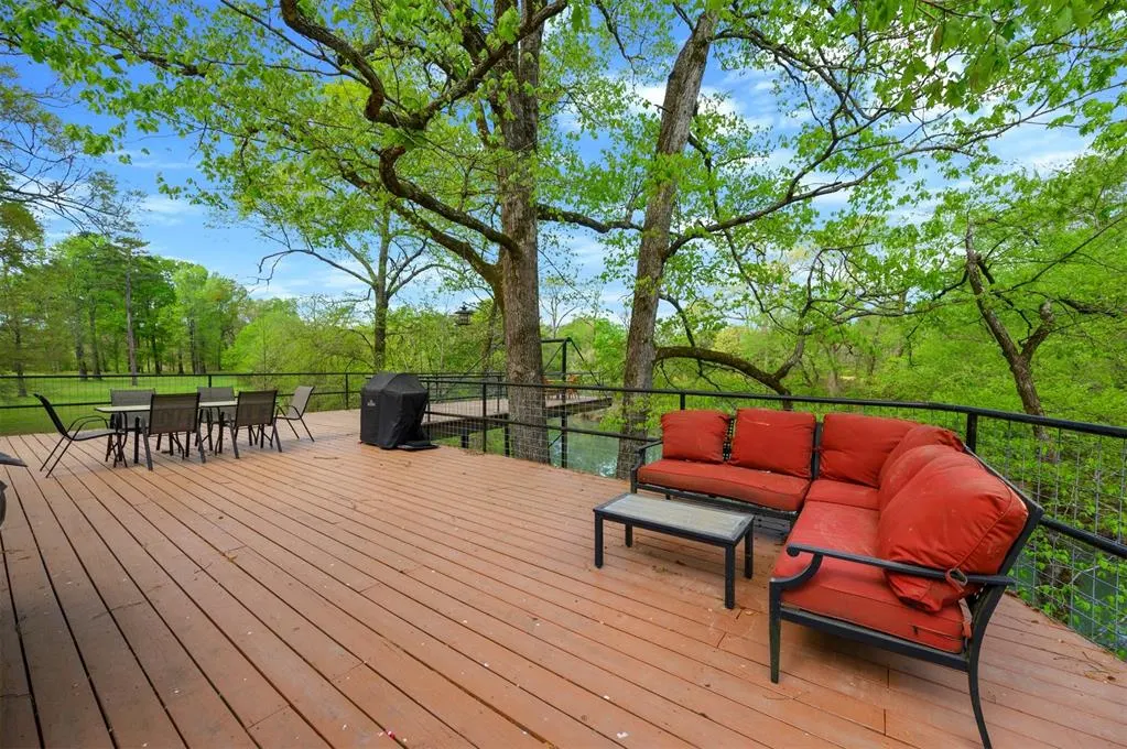 Photo 14 — 387 N Riverbend Road, Smithville, OK 74957