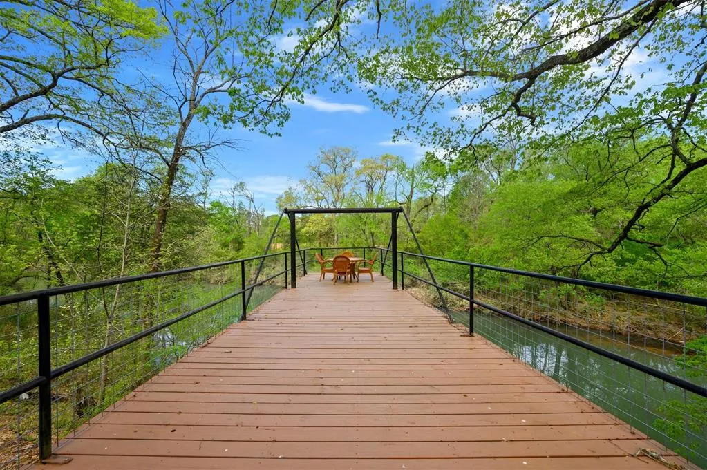 Photo 6 — 387 N Riverbend Road, Smithville, OK 74957
