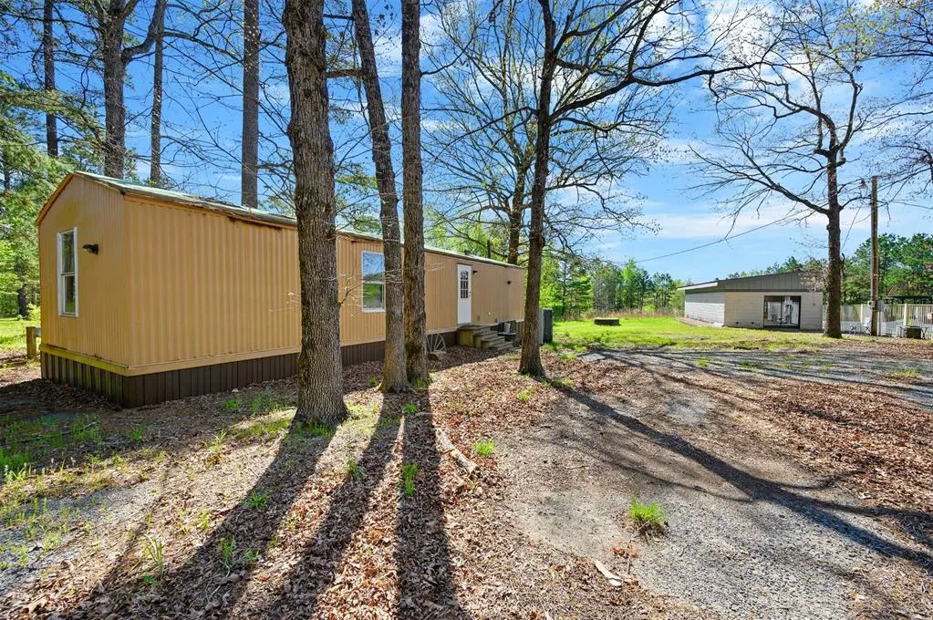 Photo 31 — 387 N Riverbend Road, Smithville, OK 74957