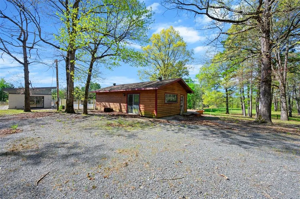 Photo 32 — 387 N Riverbend Road, Smithville, OK 74957