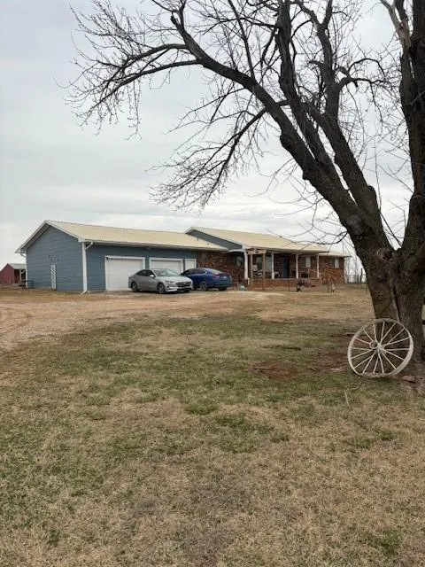 Photo 4 — 354504 E 980 Road, Prague, OK 74864