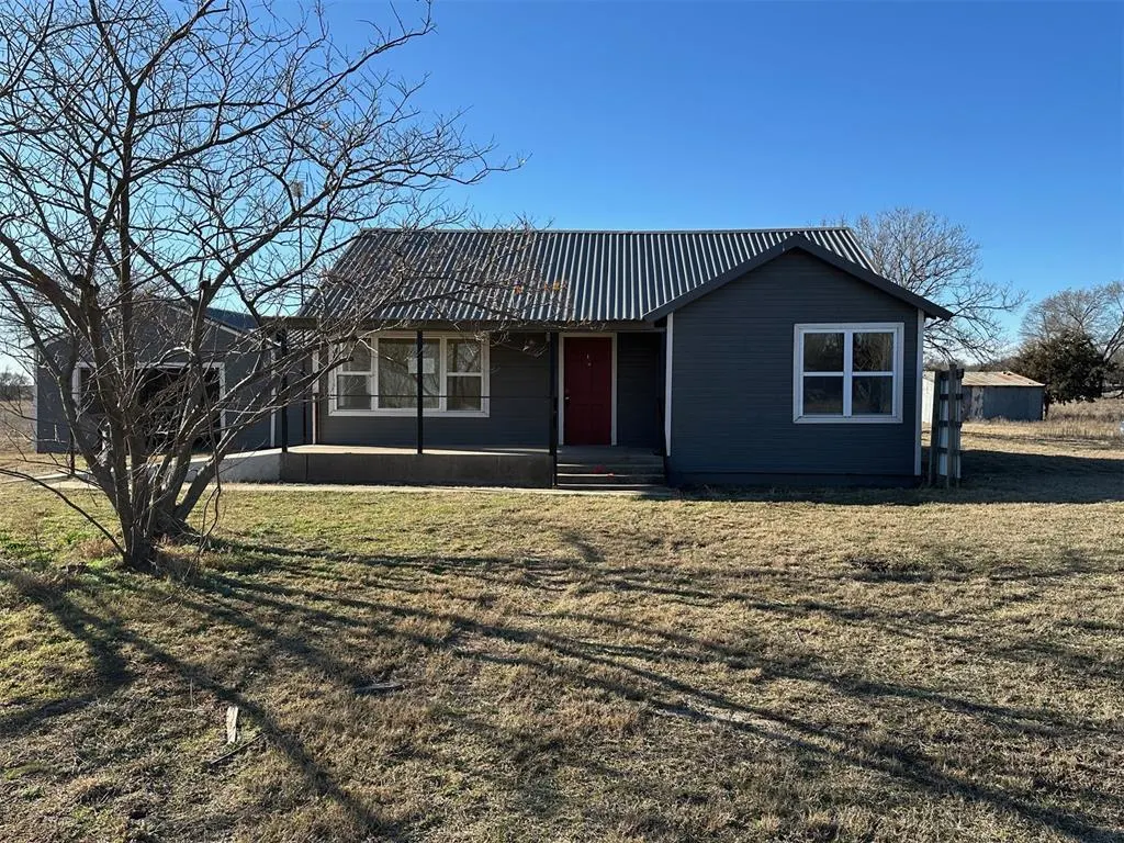 Front exterior — 17262 E 1150 Road, Sweetwater, OK 73666