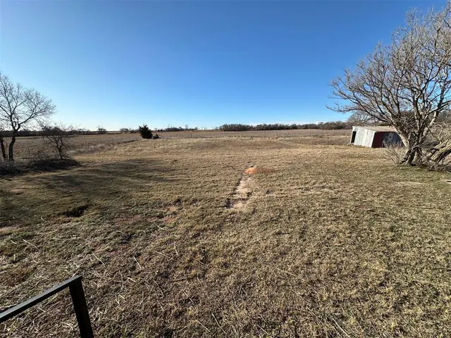 Photo 3 — 17262 E 1150 Road, Sweetwater, OK 73666