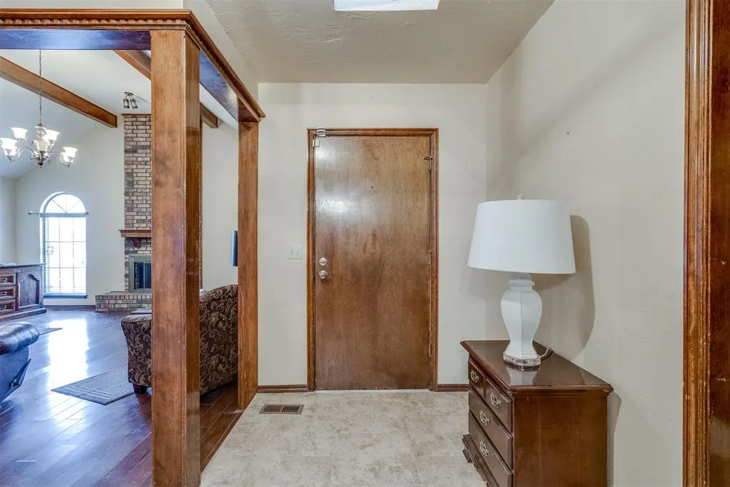 Photo 7 — 3308 N Glade Avenue, Bethany, OK 73008