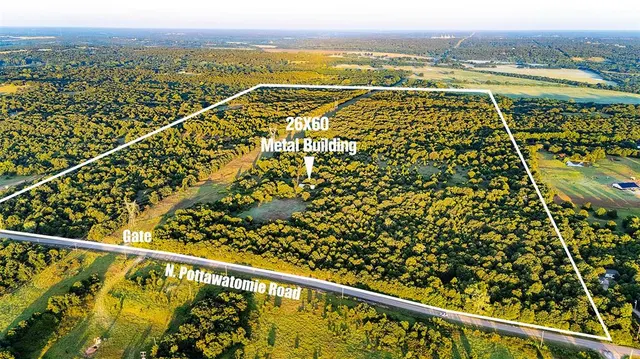 Photo 2 — 21725 N Pottawatomie Road, Luther, OK 73054