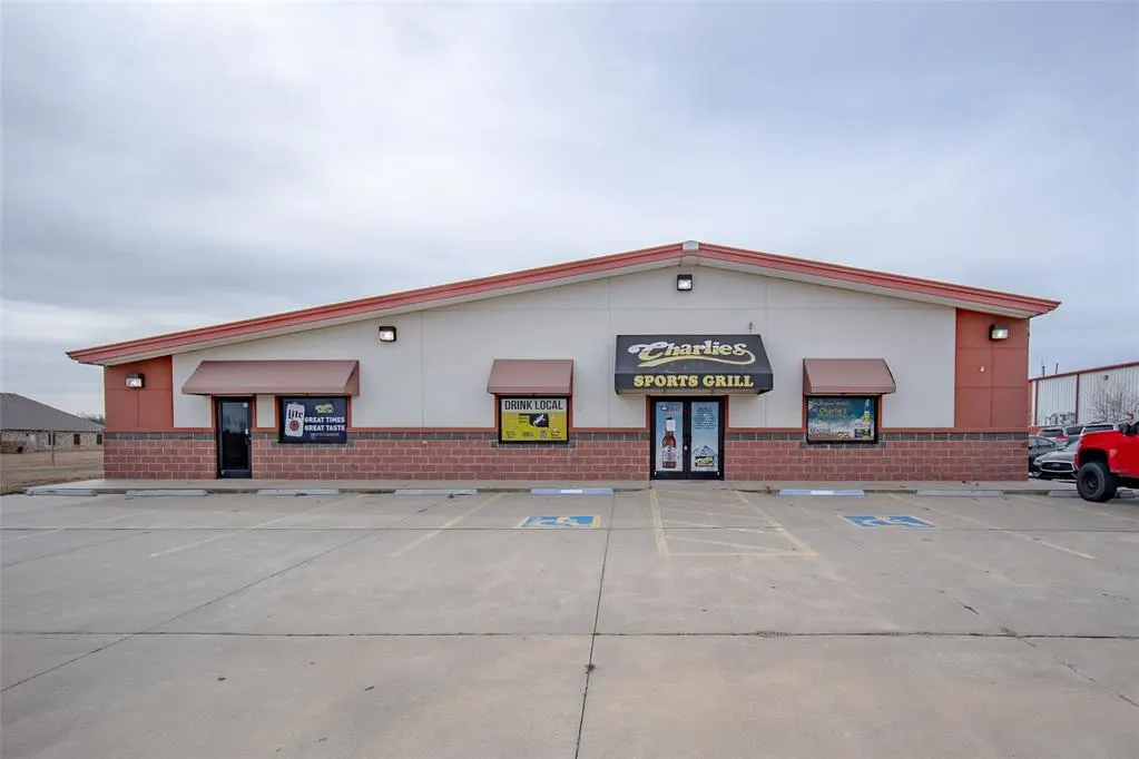 Front exterior — 14530 NE 20th Street, Choctaw, OK 73020