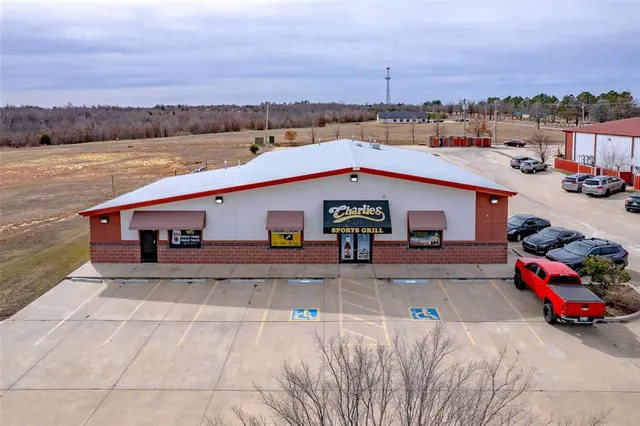 Photo 3 — 14530 NE 20th Street, Choctaw, OK 73020