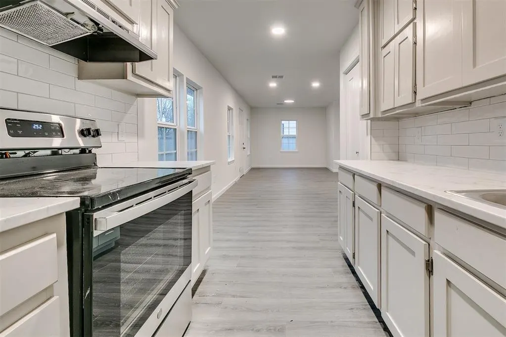 Photo 12 — 3232 SW 46th Street, Oklahoma City, OK 73119