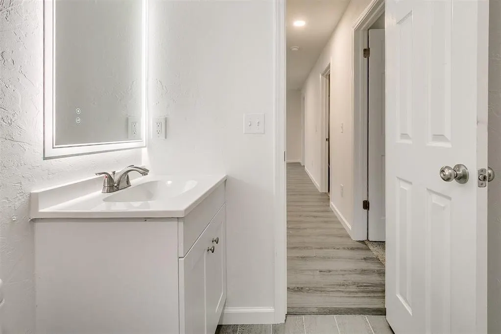 Photo 32 — 3232 SW 46th Street, Oklahoma City, OK 73119
