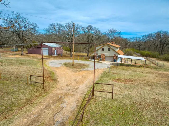 Photo 4 — 1600 S Indian Road, Wewoka, OK 74884