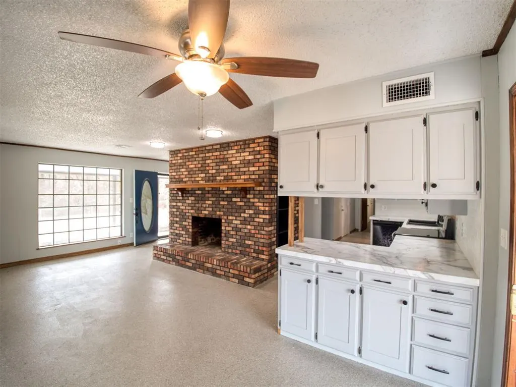 Photo 2 — 1600 S Indian Road, Wewoka, OK 74884