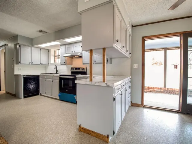 Photo 3 — 1600 S Indian Road, Wewoka, OK 74884