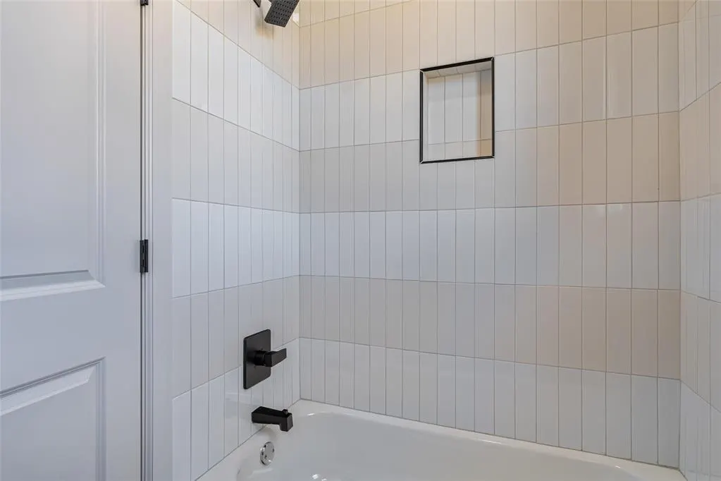 Photo 25 — 9980 Oakwood Drive, Edmond, OK 73025