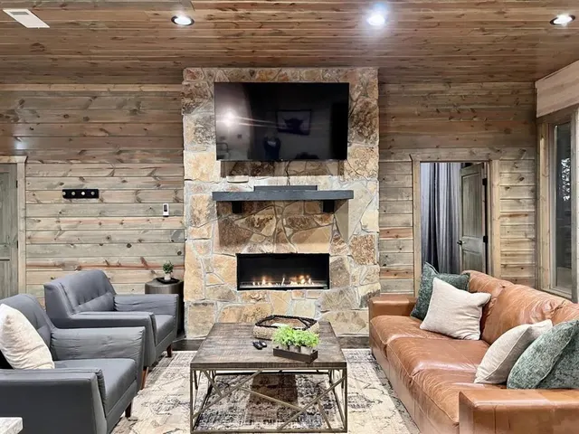Photo 3 — 252 Bass Cat Trail, Broken Bow, OK 74728