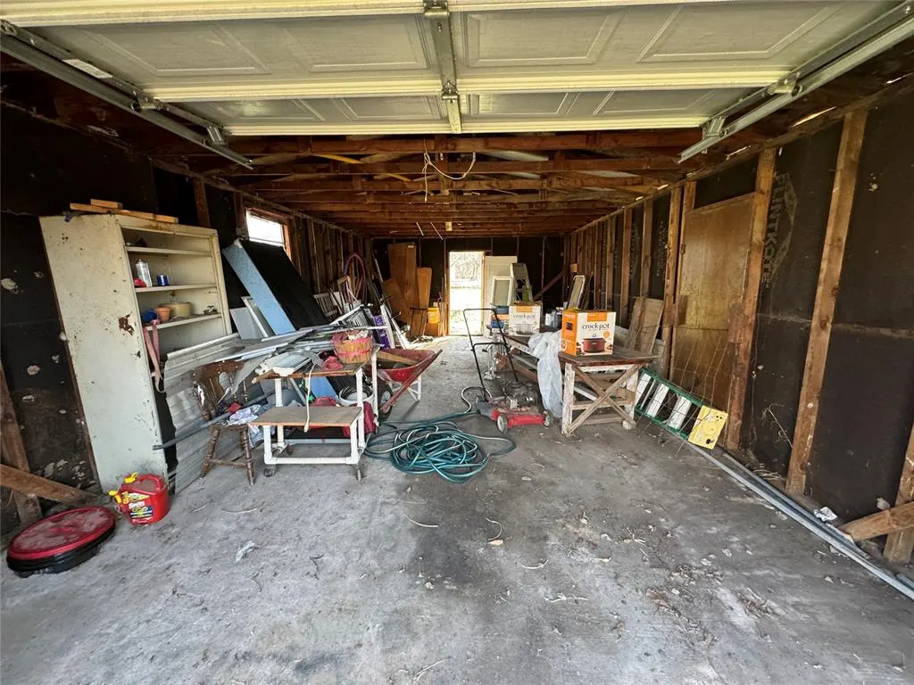 Photo 36 — 220 W 3rd Street, Konawa, OK 74849