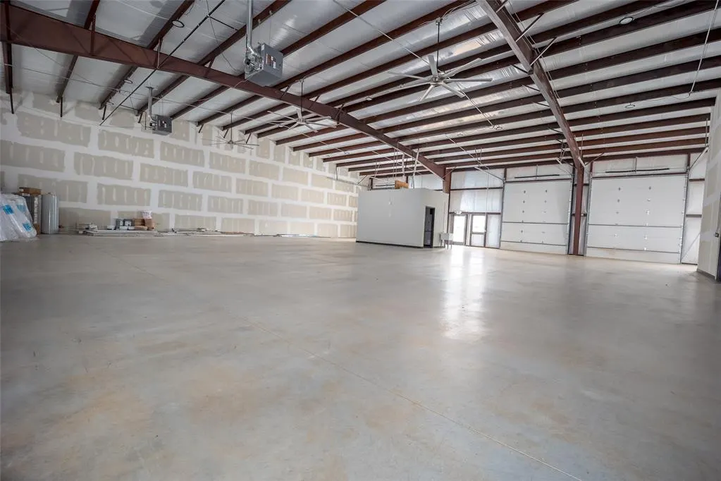 Photo 9 — 8101 Silver Crossing 230/250, Oklahoma City, OK 73132