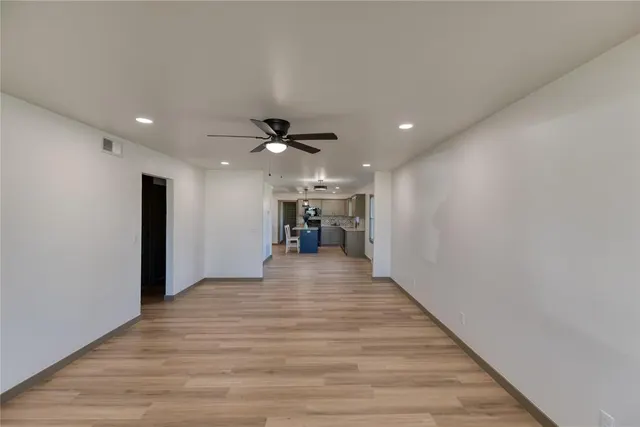 Photo 8 — 1123 Bedford Drive, Elk City, OK 73644