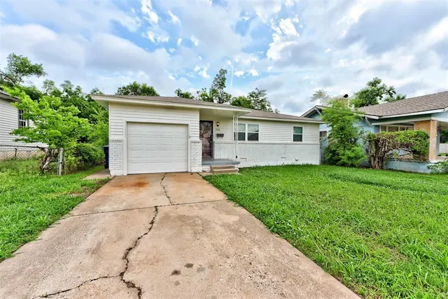 Photo 5 — 705 NW 89th Street, Oklahoma City, OK 73114