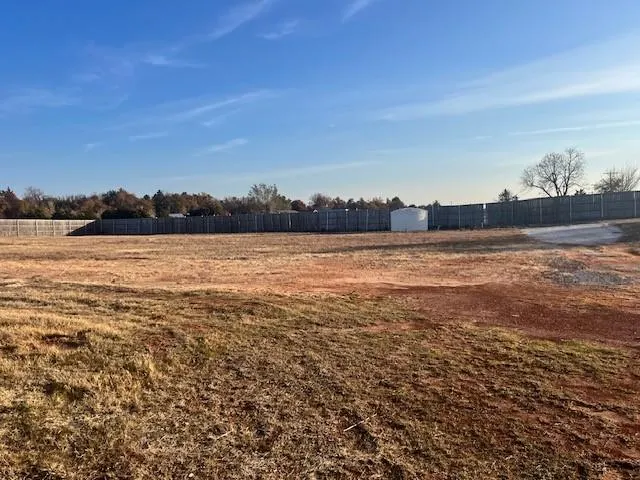Photo 5 — 13297 W Cooksey Road, Crescent, OK 73028