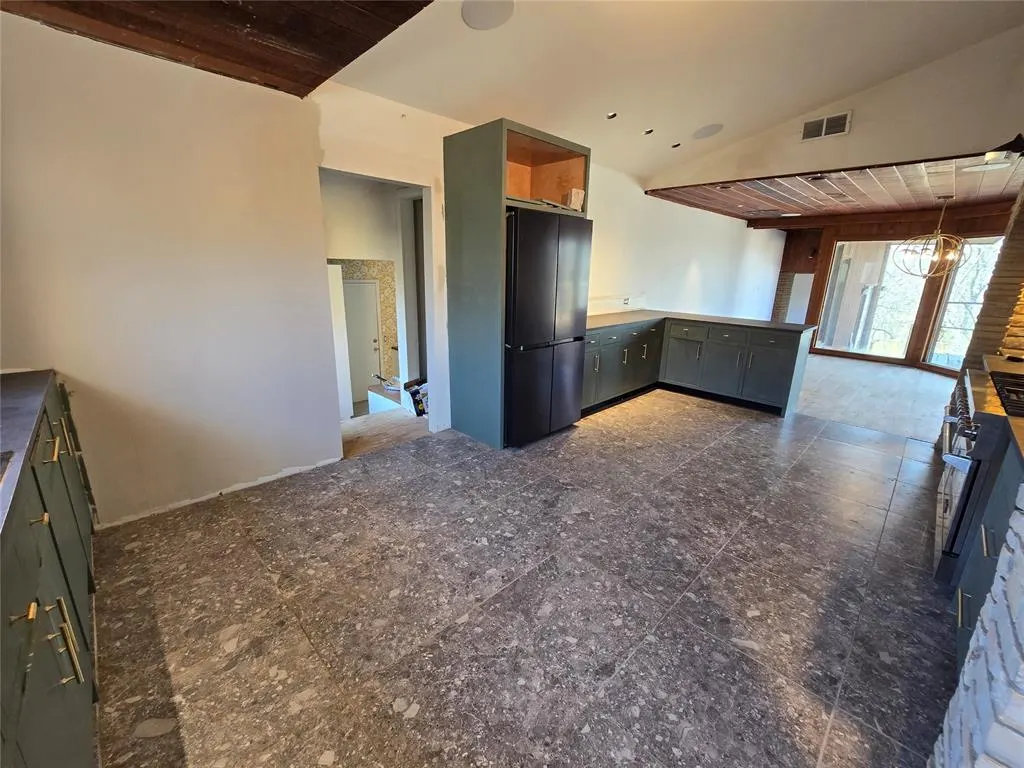 Photo 18 — 801 NE Ave C, Idabel, OK 74745