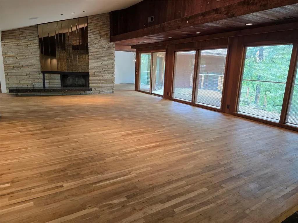 Photo 3 — 801 NE Ave C, Idabel, OK 74745