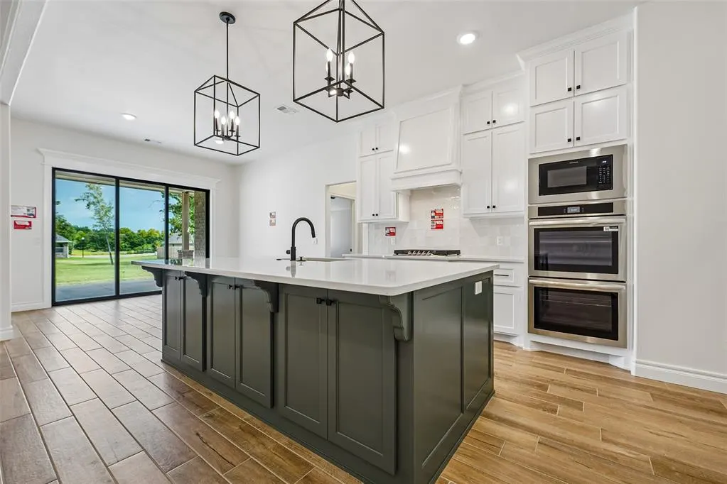 Photo 12 — 12400 Velvet Ash Avenue, Oklahoma City, OK 73173