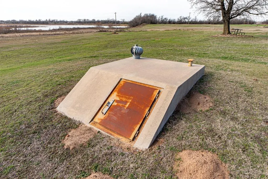 Photo 11 — 12941 N Anderson Road, Jones, OK 73049