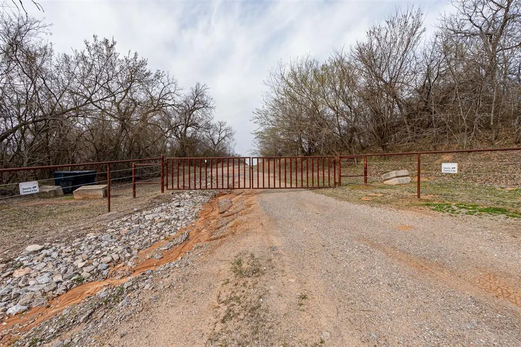 Photo 12 — 12941 N Anderson Road, Jones, OK 73049
