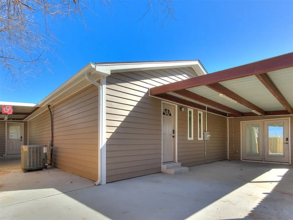 Photo 35 — 211 NW 6th Street, Minco, OK 73059