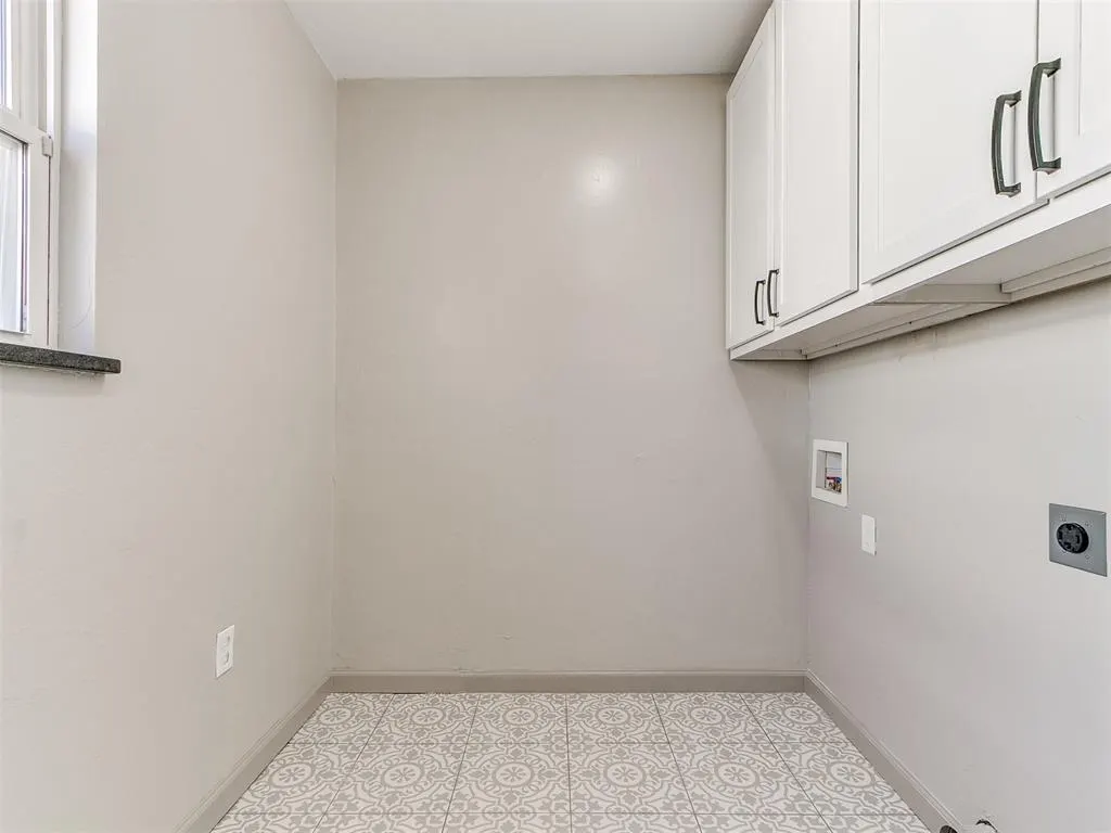 Photo 30 — 211 NW 6th Street, Minco, OK 73059