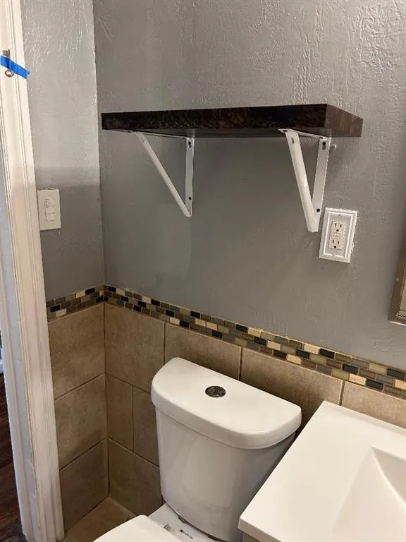 Photo 14 — 1621 NE 14th Street, Oklahoma City, OK 73117