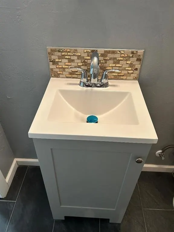 Photo 17 — 1621 NE 14th Street, Oklahoma City, OK 73117