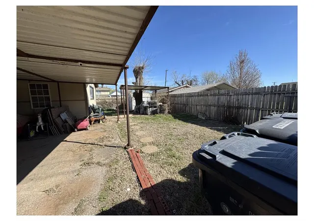 Photo 6 — 501 SE 15th Street, Oklahoma City, OK 73129