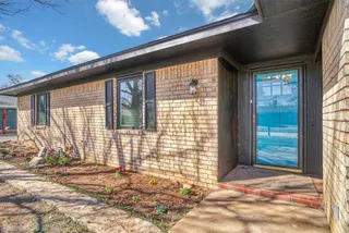 Sold home at 703 Comanche Trail
