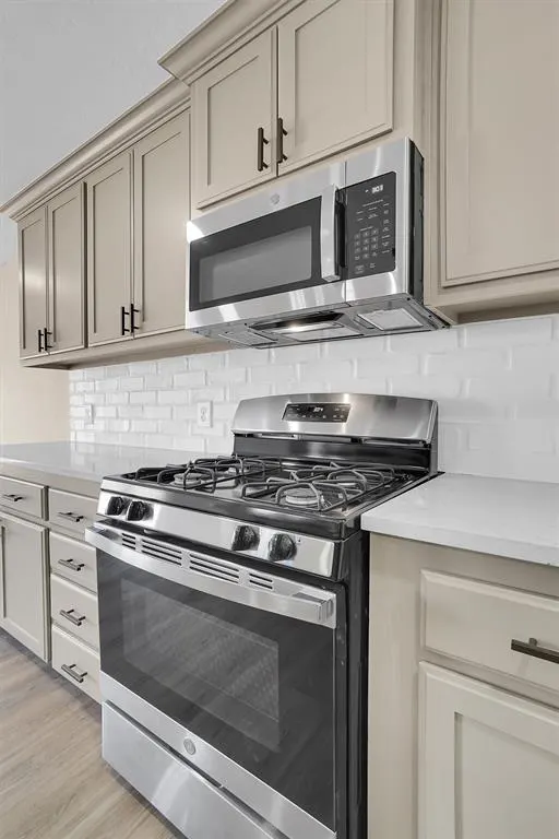 Photo 18 — 703 Comanche Trail, Altus, OK 73521