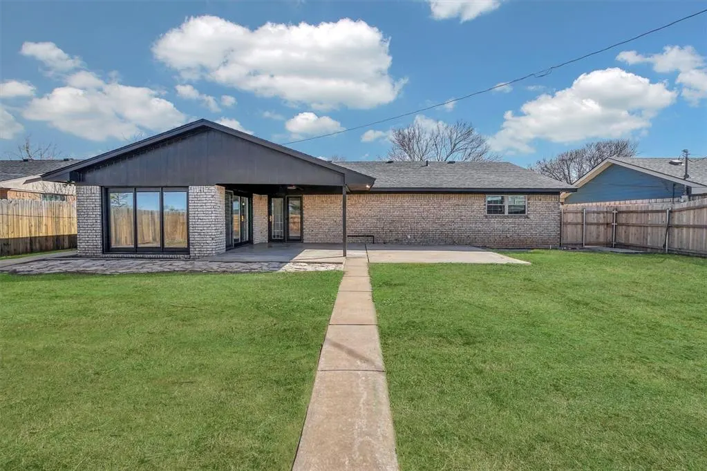 Photo 35 — 703 Comanche Trail, Altus, OK 73521