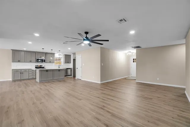 Photo 4 — 703 Comanche Trail, Altus, OK 73521