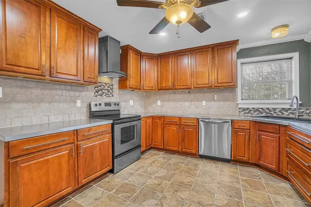 Photo 7 — 1724 N Lee Street, Altus, OK 73521
