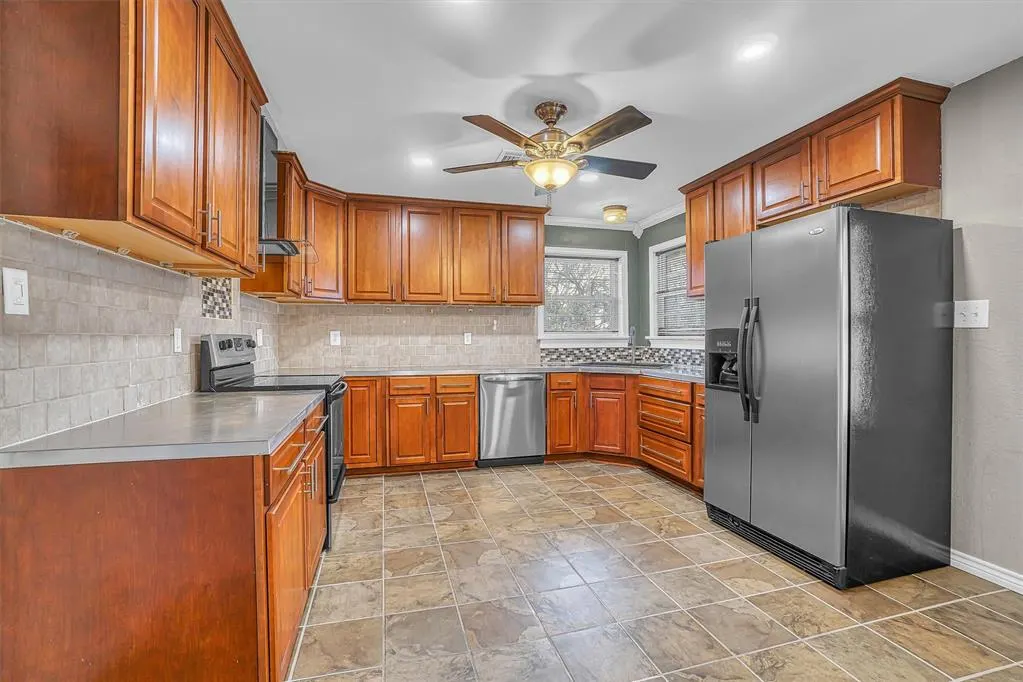 Photo 8 — 1724 N Lee Street, Altus, OK 73521