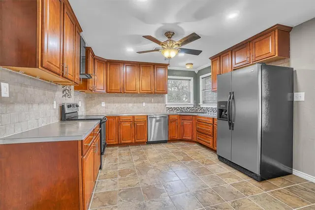 Photo 8 — 1724 N Lee Street, Altus, OK 73521