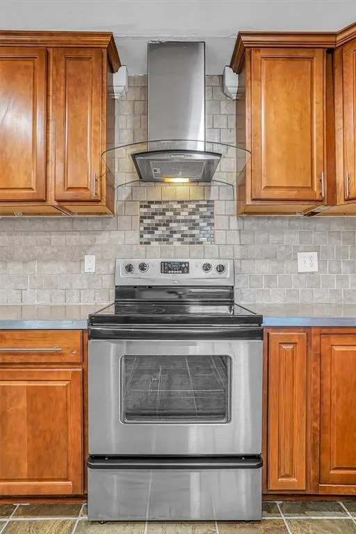 Photo 9 — 1724 N Lee Street, Altus, OK 73521