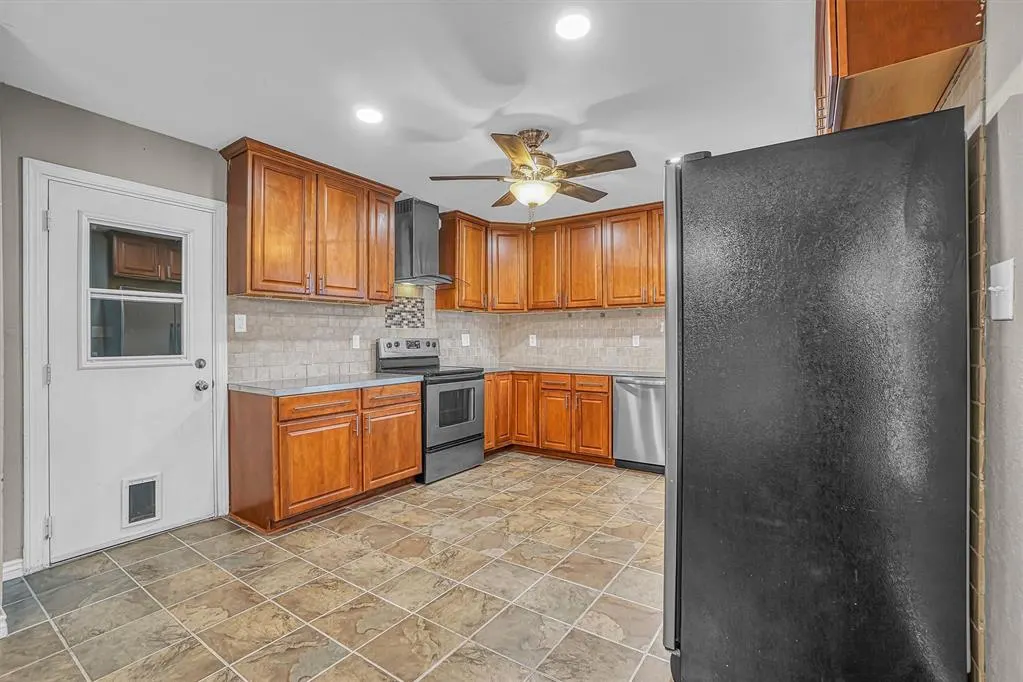 Photo 11 — 1724 N Lee Street, Altus, OK 73521