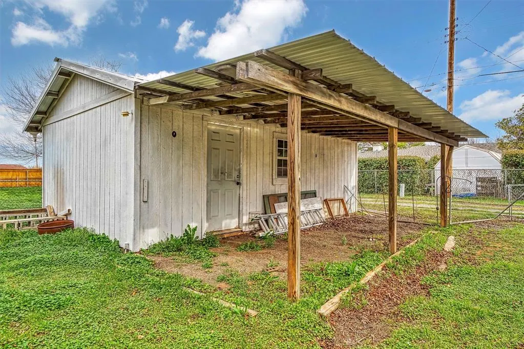 Photo 30 — 1724 N Lee Street, Altus, OK 73521