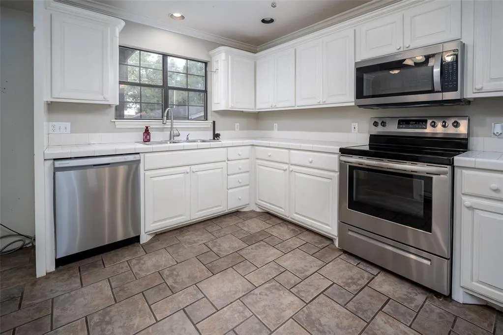 Photo 15 — 4505 N Peniel Avenue, Bethany, OK 73008